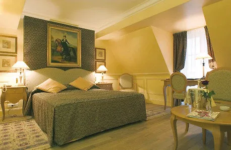 Hotel Lotti Paris 4*,